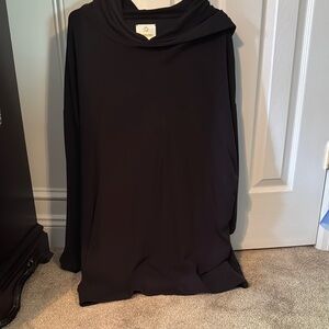 Aerie Black Top